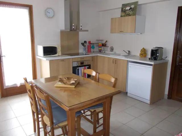 Appartement T2 Bas De Villa Avec Jardinet Au Calme Proche Mer La Seyne-sur-Mer Eksteriør billede